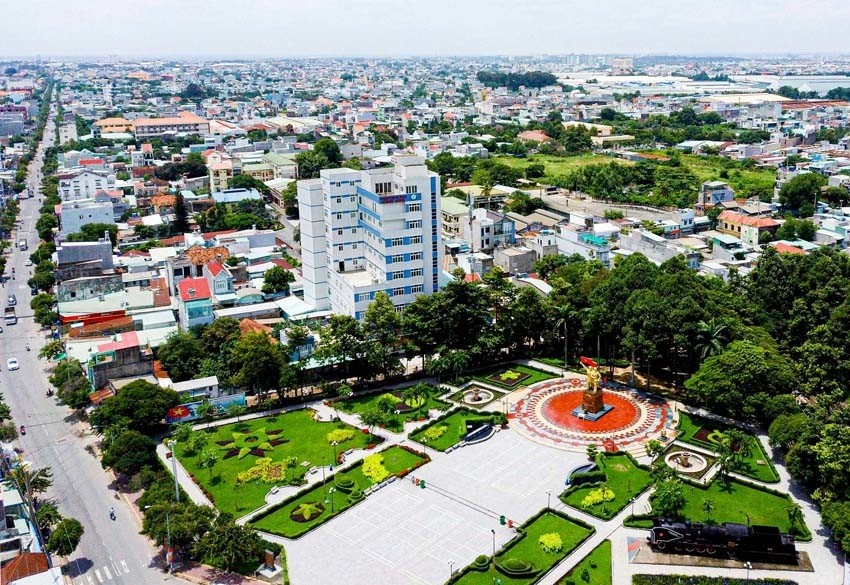 NHÌN LẠI BẤT SỰ THÀNH CÔNG CỦA DĨ AN: CÔNG THỨC “VÀNG” TẠO NÊN NHỮNG CƠN SỐT ĐẤT TỶ ĐÔ