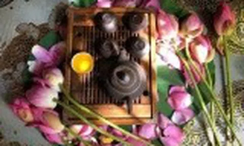 “Thưởng” trà sen Hồ Tây - Nét đẹp văn hóa đất Kinh kỳ